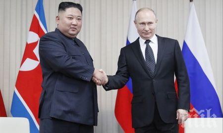 Северна Корея посреща с парад Путин