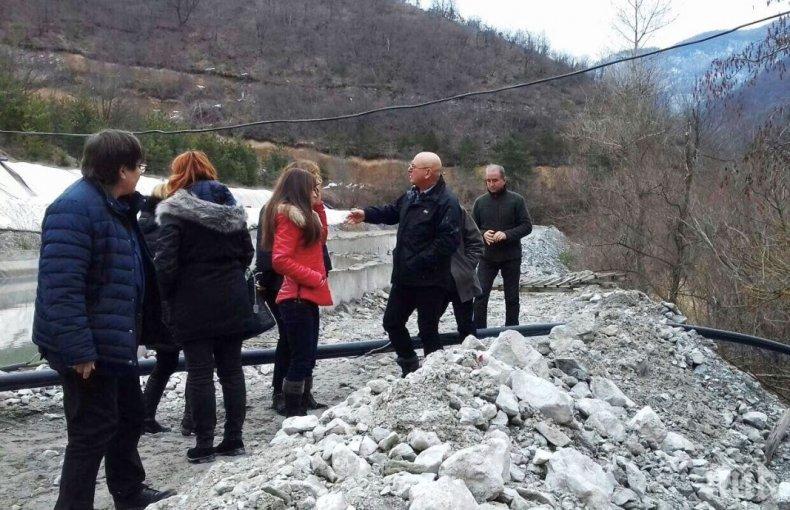 Съдят директора на „Лъки инвест“ за отровените води на реките Юговска и Чепеларска