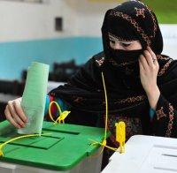 Пакистан бори безработицата със засаждане на дървета