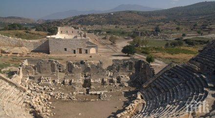 откриха уникален надпис древния град патара турция