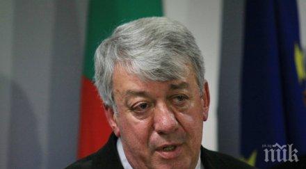 цените горивата продължат падат