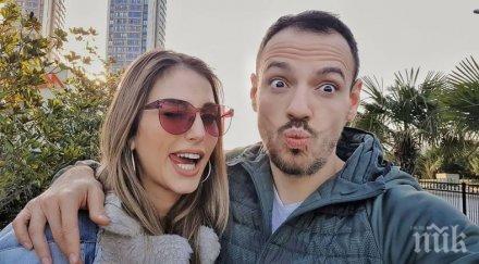 припек жената петканов опъва дълги бедра двора снимка