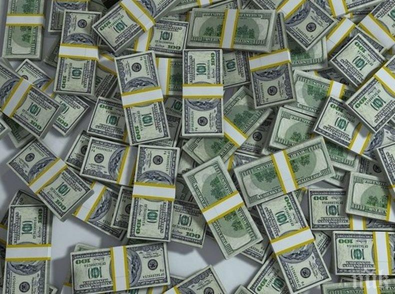 В Русия: Китай може да срине долара и американския пазар на ценни книжа