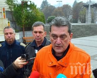 Карантинират пожарникарите, участвали в гасенето на Дома за стари хора в Благоевград