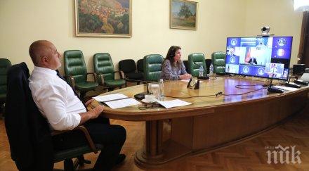 извънредно пик премиерът борисов горещ коментар срещата върха лидерите цеи снимки
