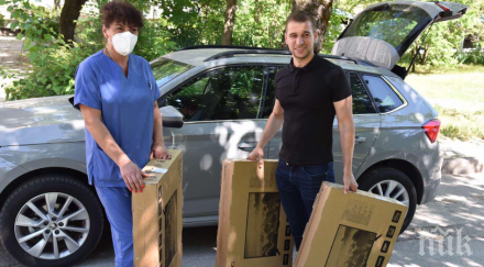 депутатът герб стефан апостолов дари телевизора инфекциозното отделение мбал благоевград