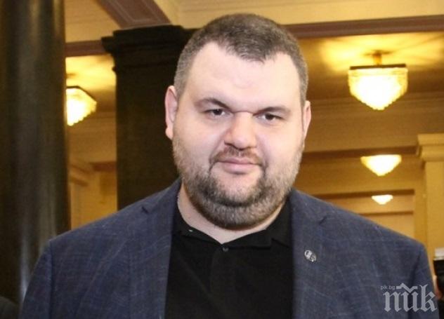 ПОРЕДЕН ЖЕСТ! Пеевски дари на болницата в Благоевград PCR лаборатория и 200 теста 