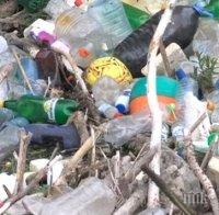 Тонове боклуци задръстиха реката край Елешница