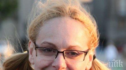 параскева джукелова произвежда мед глухарчета храни кучета правешкия балкан