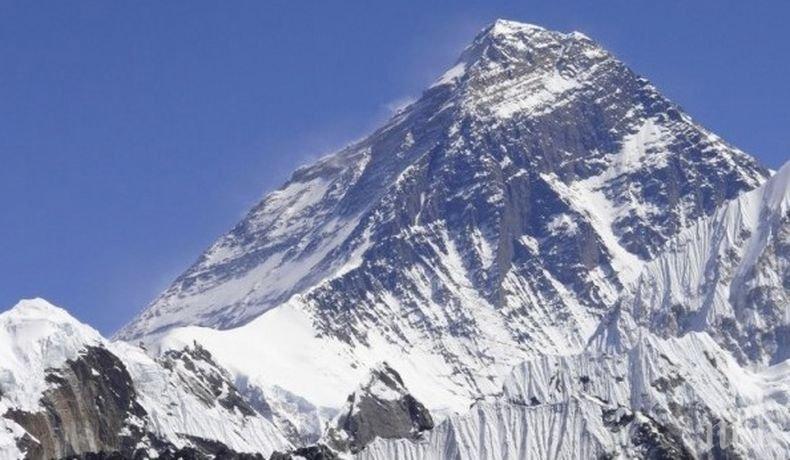 Българка изкачи Еверест