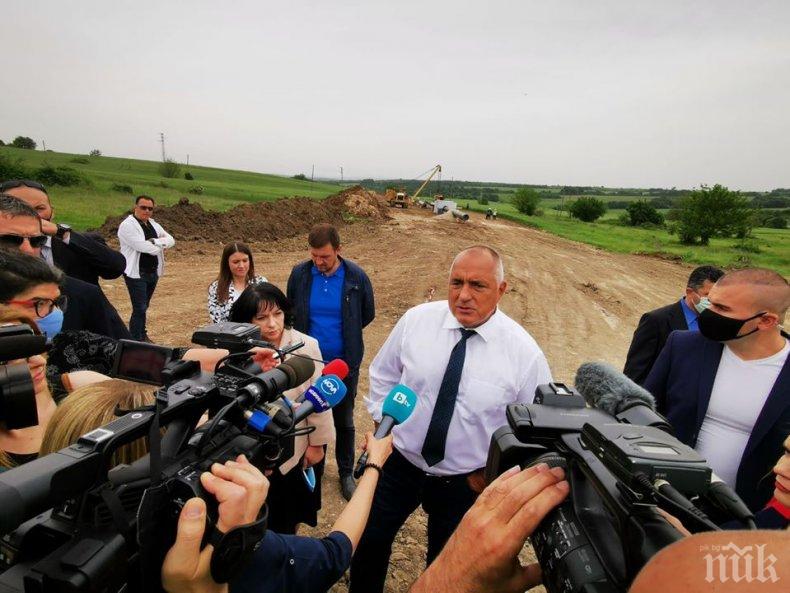 Премиерът Борисов показа ПЪРВИ СНИМКИ от строежа на газовата връзка с Гърция