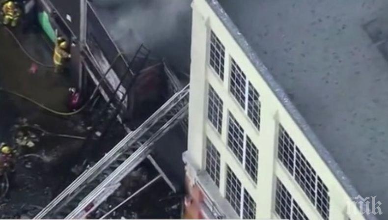 Най-малко 11 пожарникари пострадаха при взрив и пожар в Лос Анджелис (ВИДЕО)