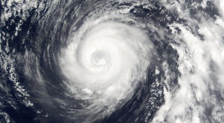 апокалипсис филипините мощен тайфун вдигна цяла провинция въздуха