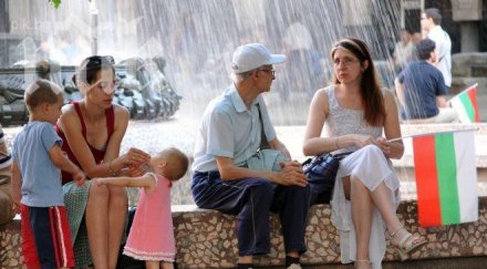 стотина души началото дансwithme блокираха независимост