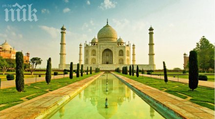 навършват години обявяването независимостта индия