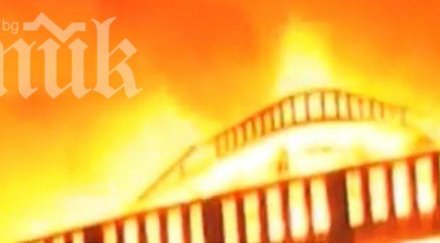 експлозия подводница военни моряци блокирани