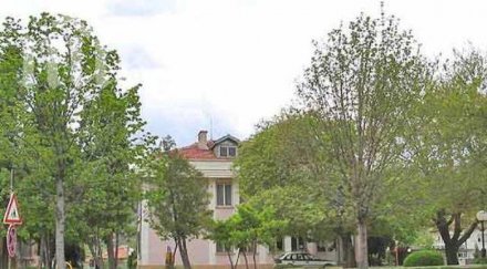 военното министерство възстановява храма кресна