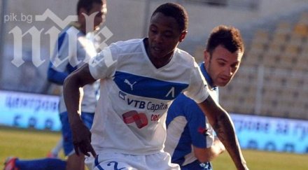 мениджърът дъстли мюлдер закани съди левски фифа