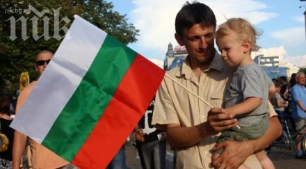 агенцията закрила детето призова родителите бдителност протеста