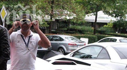 мегаскандал новата любовница олигарха динев заплашва взриви бургас морето