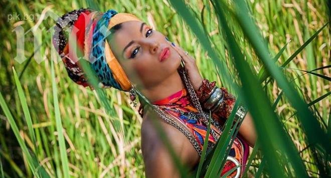 Българска танцьорка блести в клип на Ищар (видео)