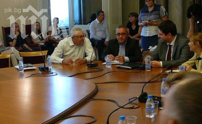 Шефът на БНБ кани депутатите в печатницата, която ще бъде приватизирана