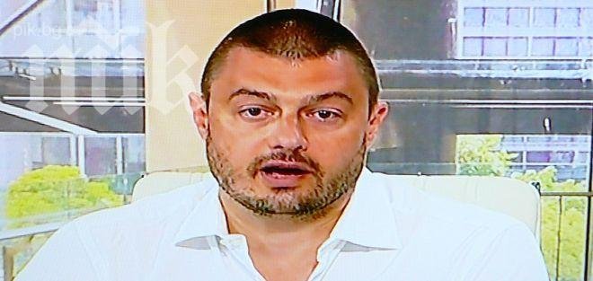 Бареков: Плевнелиев е палячо, а Борисов е смешник