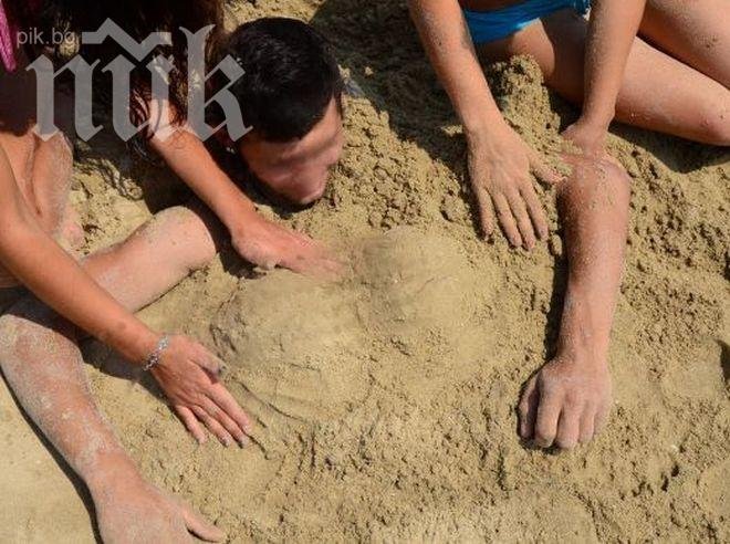 Борят се за живота на затрупаното дете, забраниха на руската група да напуска хотела