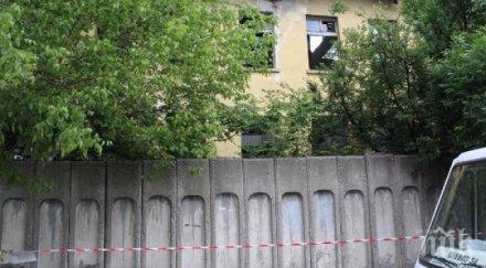 оградиха ленти опасни казарми хасково