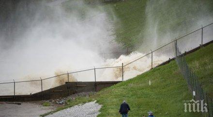 бедствие мичиган започна спешна евакуация заради скъсани язовирни стени снимки