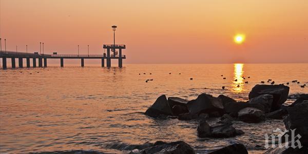 Зоната за обществения достъп до морето на Бургас стана платена за коли