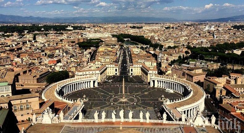 ИСТОРИЧЕСКО: Ватикана разкри с колко имота разполага