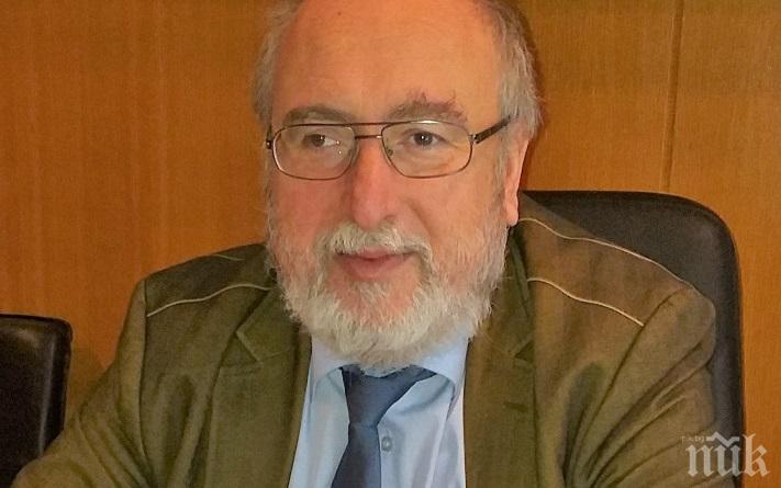 Историкът проф. Палангурски изригна: Изложбата с Кирил и Методий като руски просветители е нова нагла провокация на Москва
