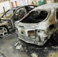 Запалиха два автомобила в град Камено