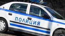 МЕЛЕ: Шофьор помете майка с дете и избяга - полицията го издирва