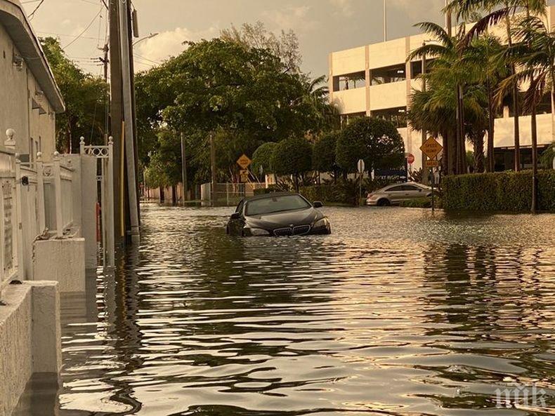 Страшна буря наводни Маями (ВИДЕО)