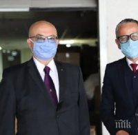 Подарихме на Косово защитни облекла срещу КОВИД-19