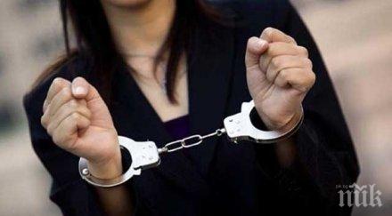 бандитка нож вмъкна чужда къща тъмна доба нападна обра баба