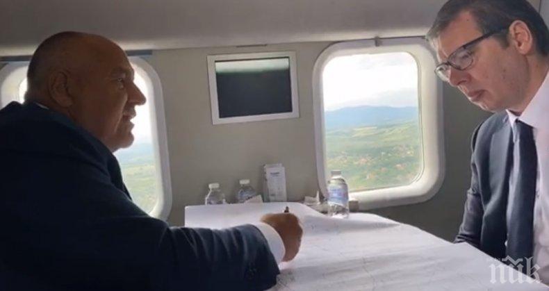 ПЪРВО В ПИК TV: Борисов и Вучич в полет над магистрала Европа. Премиерът отсече: От Белград до Бургас ще пътуваме само по магистрали, може и до Истанбул. Сръбският президент впечатлен от бързината на строителството (НА ЖИВО/ВИДЕО/СНИМКИ)