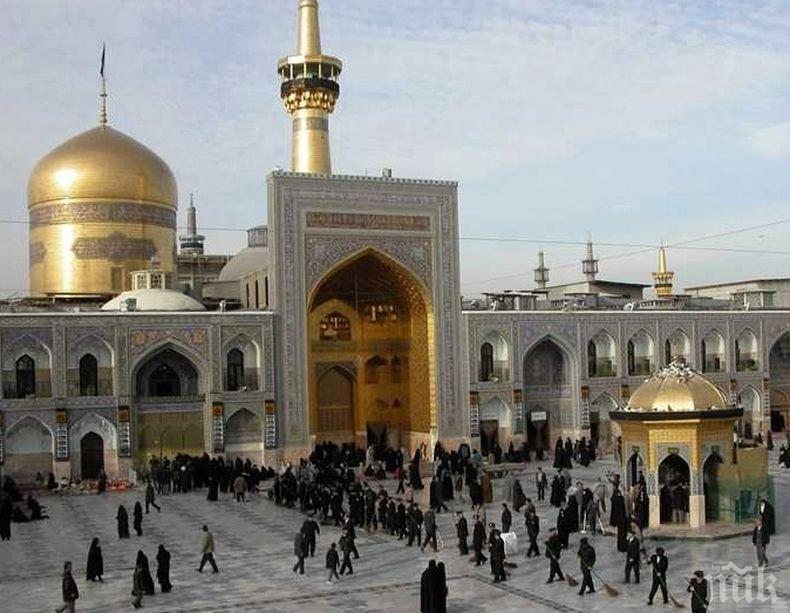 Джамиите в Иран отвориха врати за вярващи