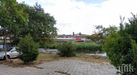 ученик псува полицаи река марица отнесе глоба