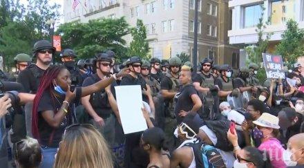 подходите белия дом преградени тежка военна техника видео