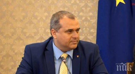 извънредно пик искрен веселинов обясни обединени патриоти изтеглиха закона партийните субсидии вмро предложение промяна името празника видео