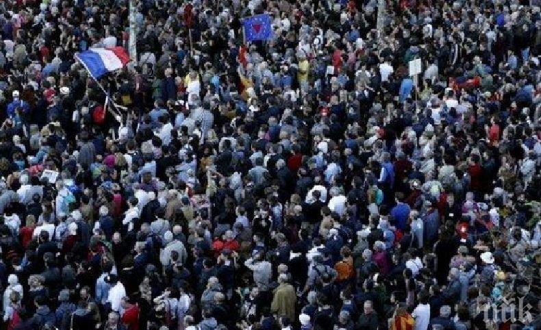 ПОГРОМИ И В ПАРИЖ: Протест срещу полицейското насилие ескалира до безредици и сблъсъци