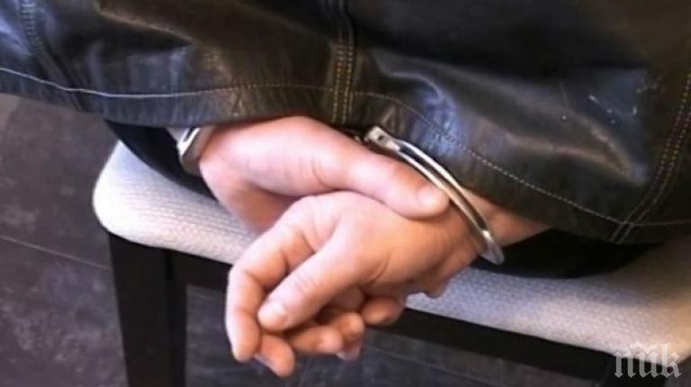 Дилъри на дрога заловени в Габрово