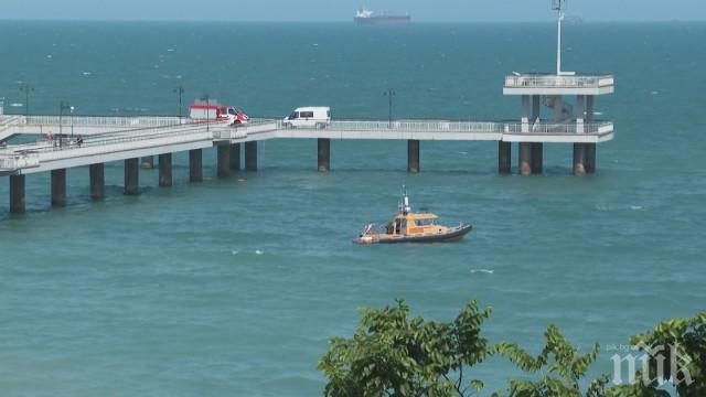 СЛЕД ТРАГЕДИЯТА В БУРГАС: Обмислят поставяне на постоянен патрул и ограничения срещу скачането от моста