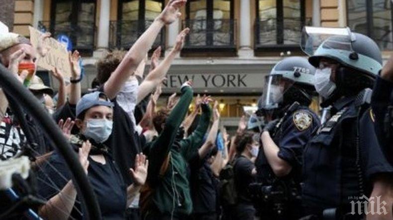 От Белия дом поискали 10 000 войници да потушават протестите