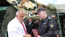 Премиерът Борисов сред военните: Планираното увеличение на заплатите ще остане, въпреки страховитата световна криза (ВИДЕО)
