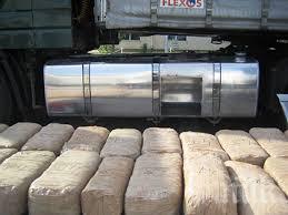 полицията полша залови три тона кокаин каша ананас