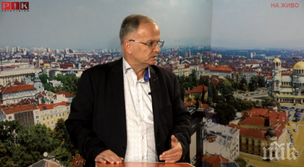 боян чуков протестите сащ пропаганда демократическата партия финансовият елит бори тръмп